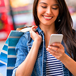 Woman-texting-while-shopping_thumbnail
